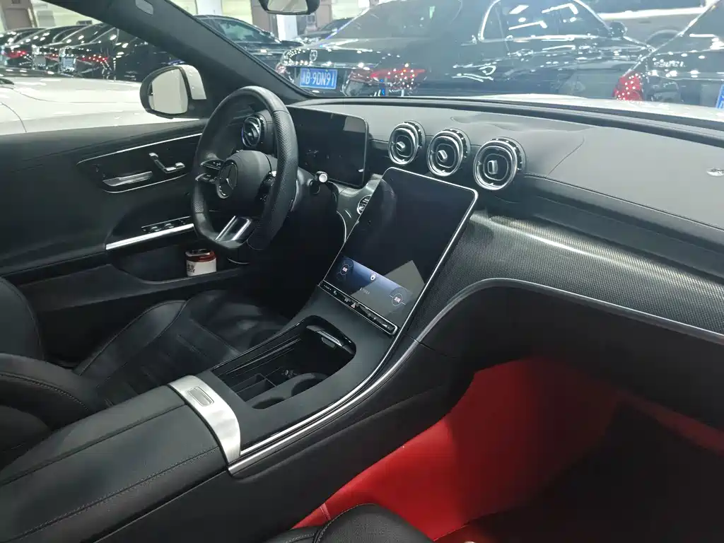 Mercedes-Benz C-Class 2023 — фото 18