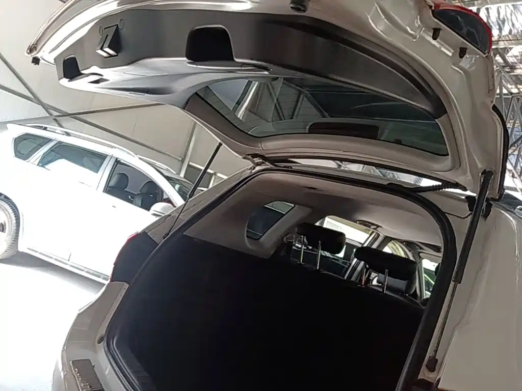 Haval H6 2015 — фото 19