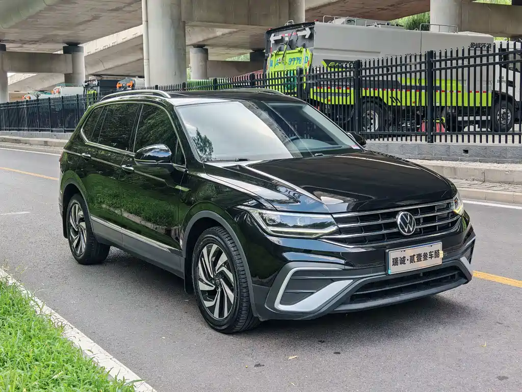 Volkswagen Tiguan L 2021