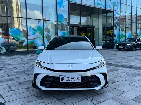 Toyota Camry 2024