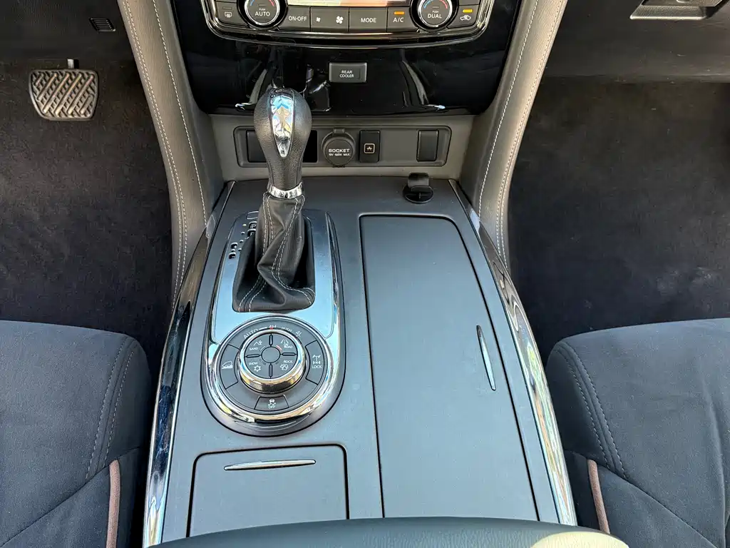 Nissan Patrol 2017 — фото 14