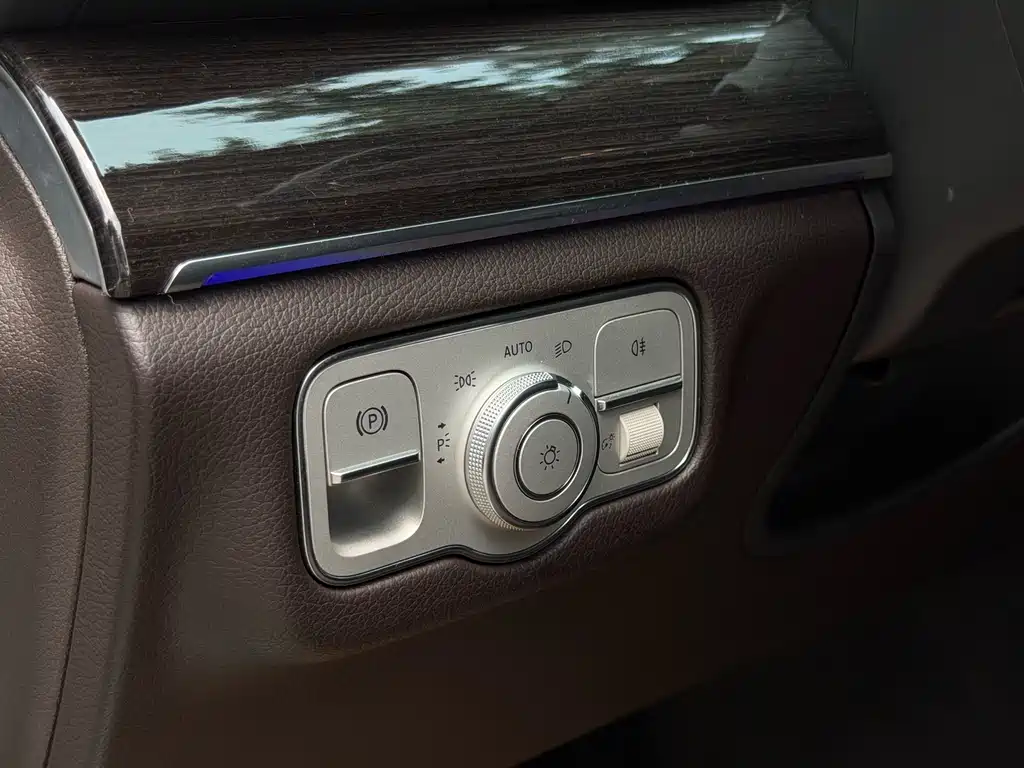 Mercedes-Benz GLE 2020 — фото 10