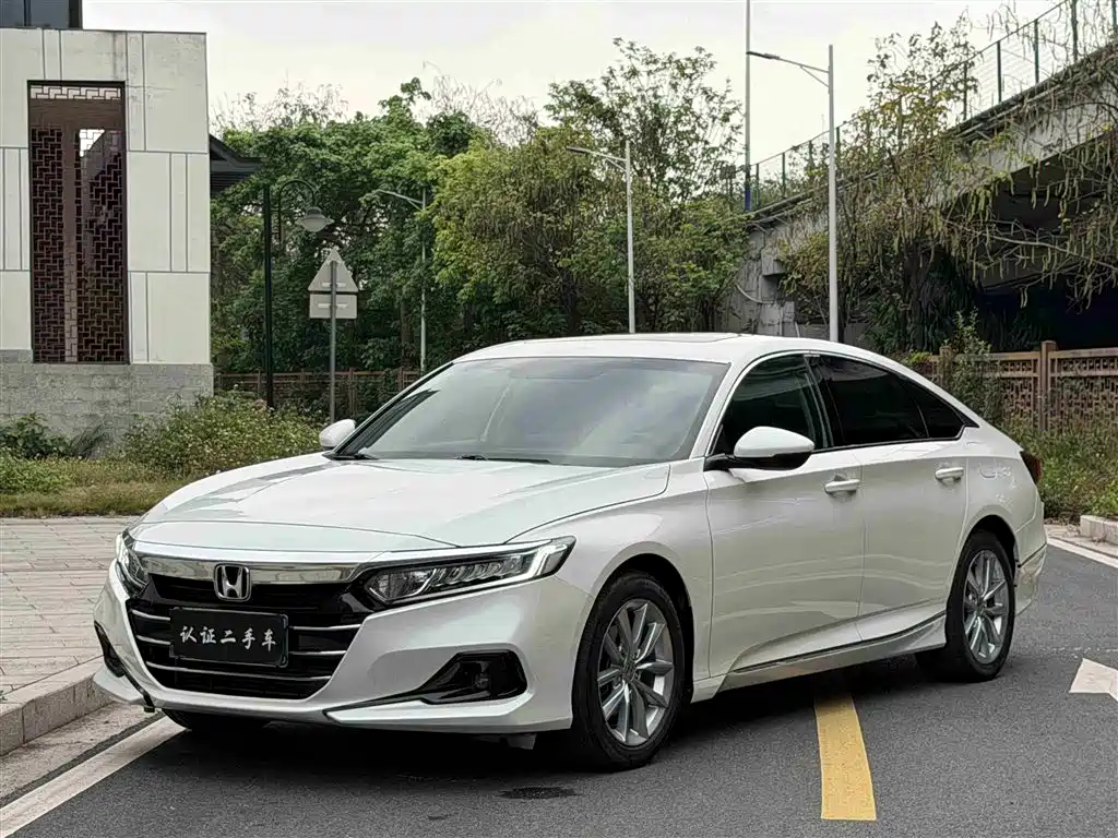 Honda Accord 2022 — фото 3