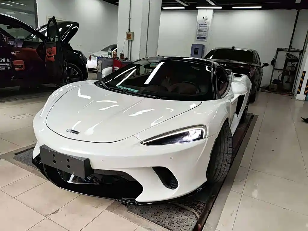 McLaren GT 2022 — фото 1