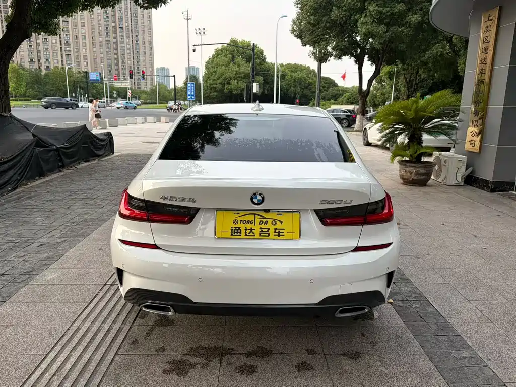 BMW 3 Series 2021 — фото 9