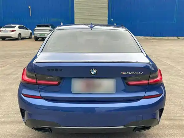 BMW 3 Series 2021