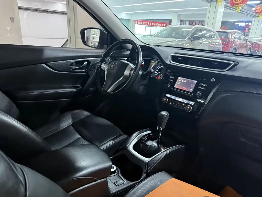 Nissan X-Trail 2017 — фото 12