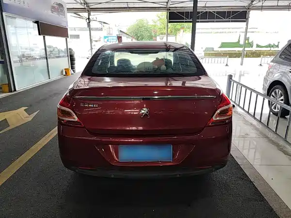 Peugeot 308 2015