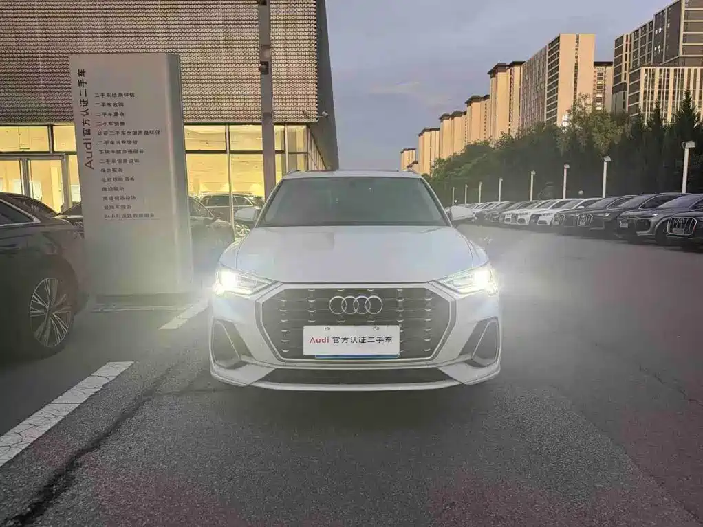 Audi Q3 2022