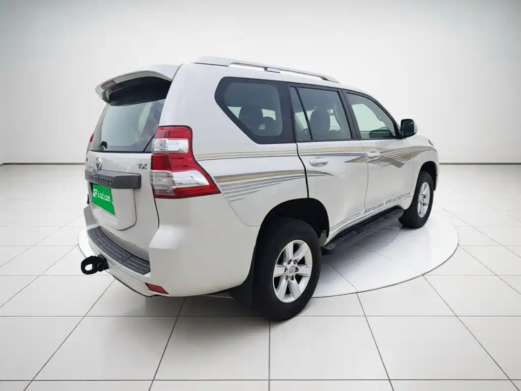 Toyota Prado 2017 — фото 4