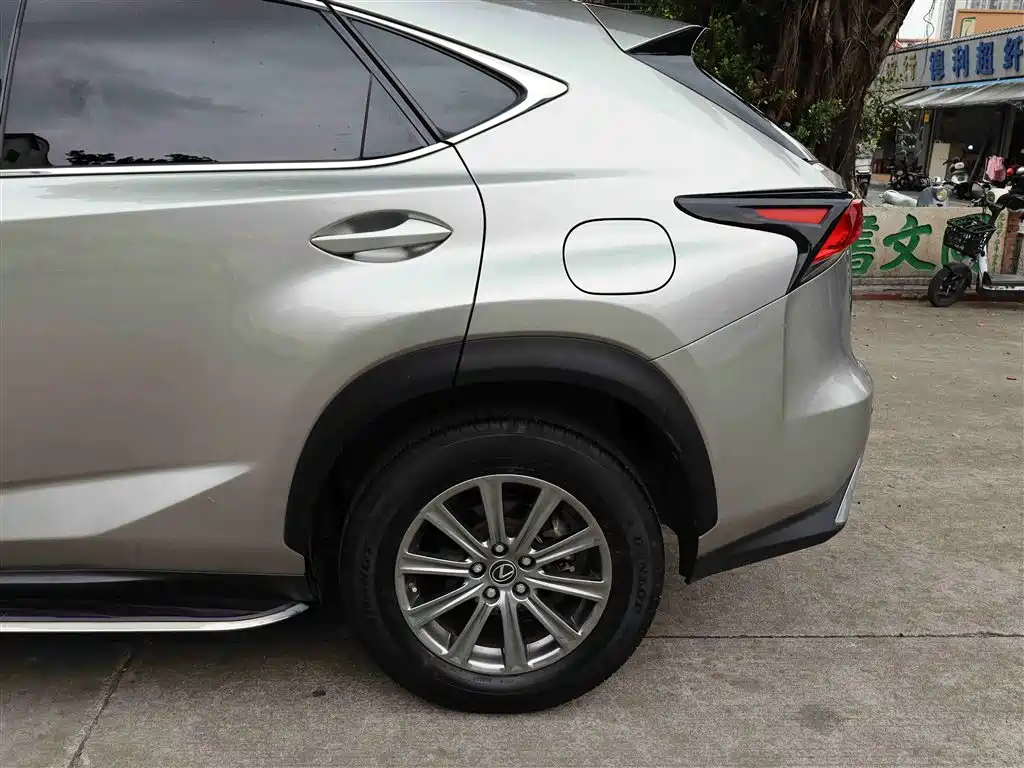 Lexus NX 2018 — фото 28