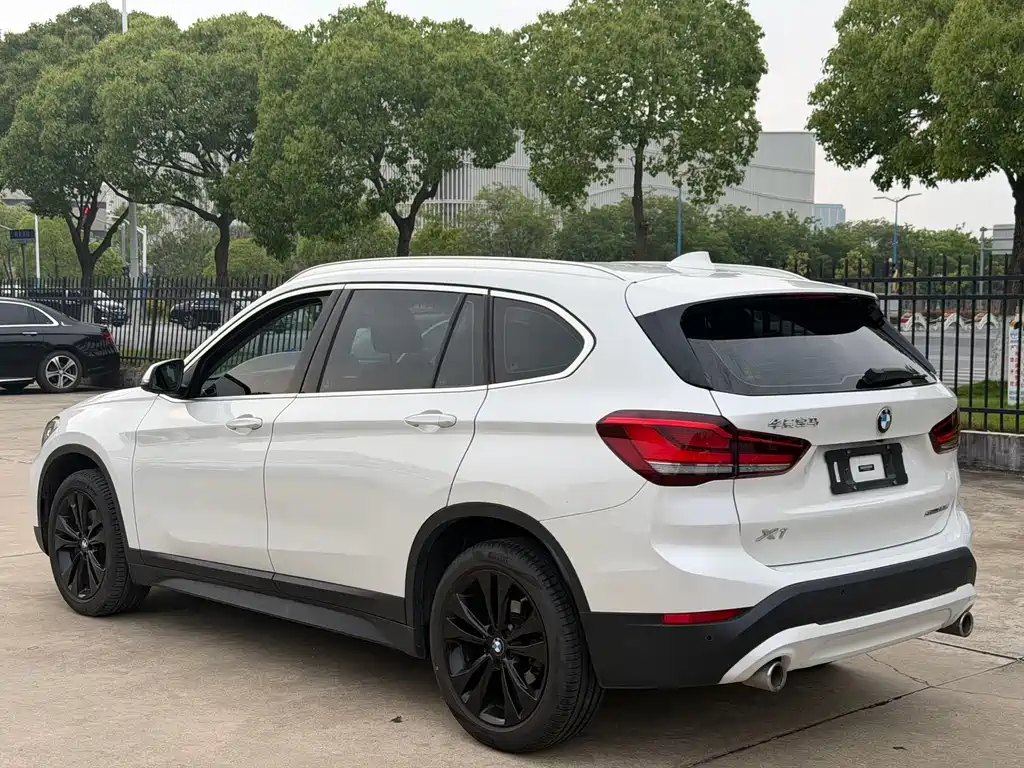 BMW X1 2020 — фото 4