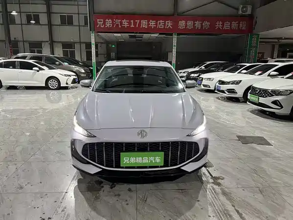 MG MG5 2025