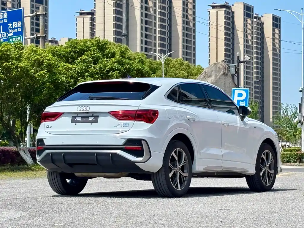 Audi Q3 Sportback 2021 — фото 7