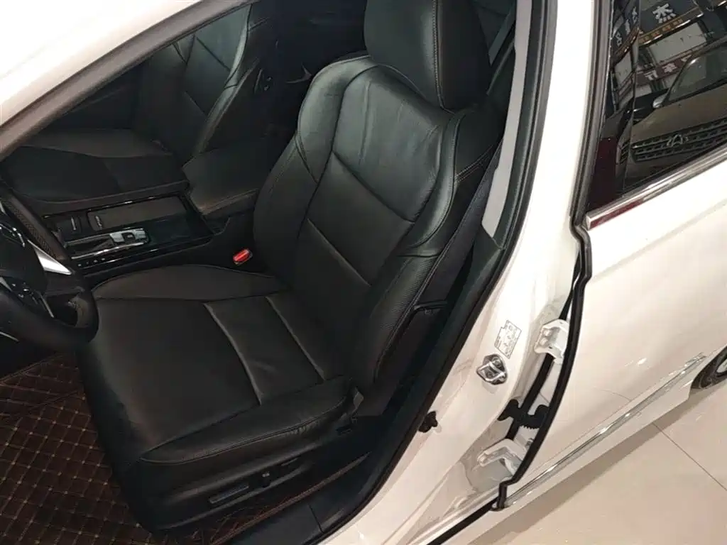 Honda Spirior 2017 — фото 15