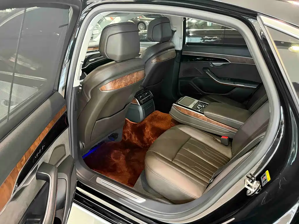 Audi A8 2019