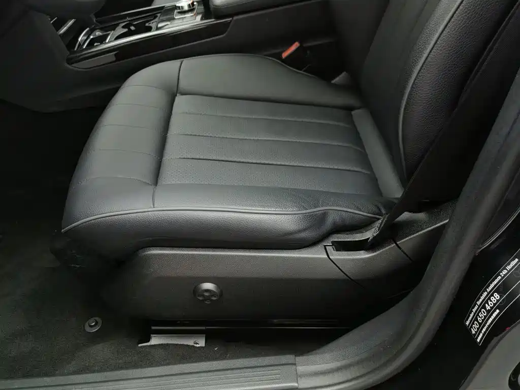 Mercedes-Benz E-Class 2014 — фото 20