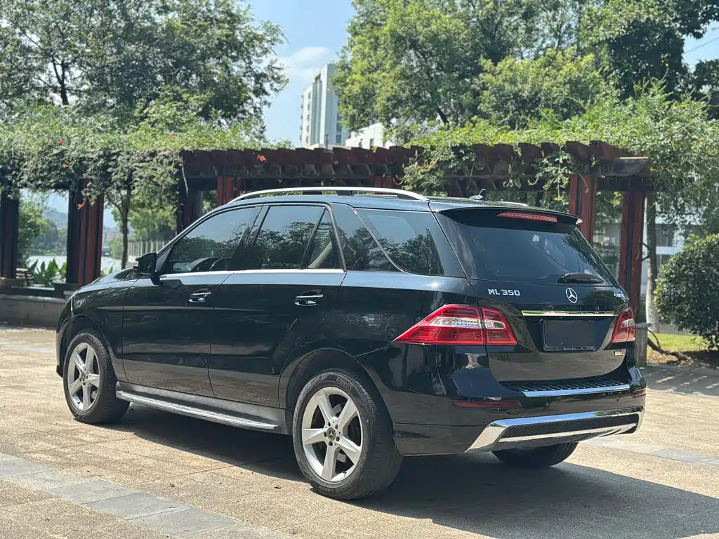Mercedes-Benz M-Class 2013 — фото 10