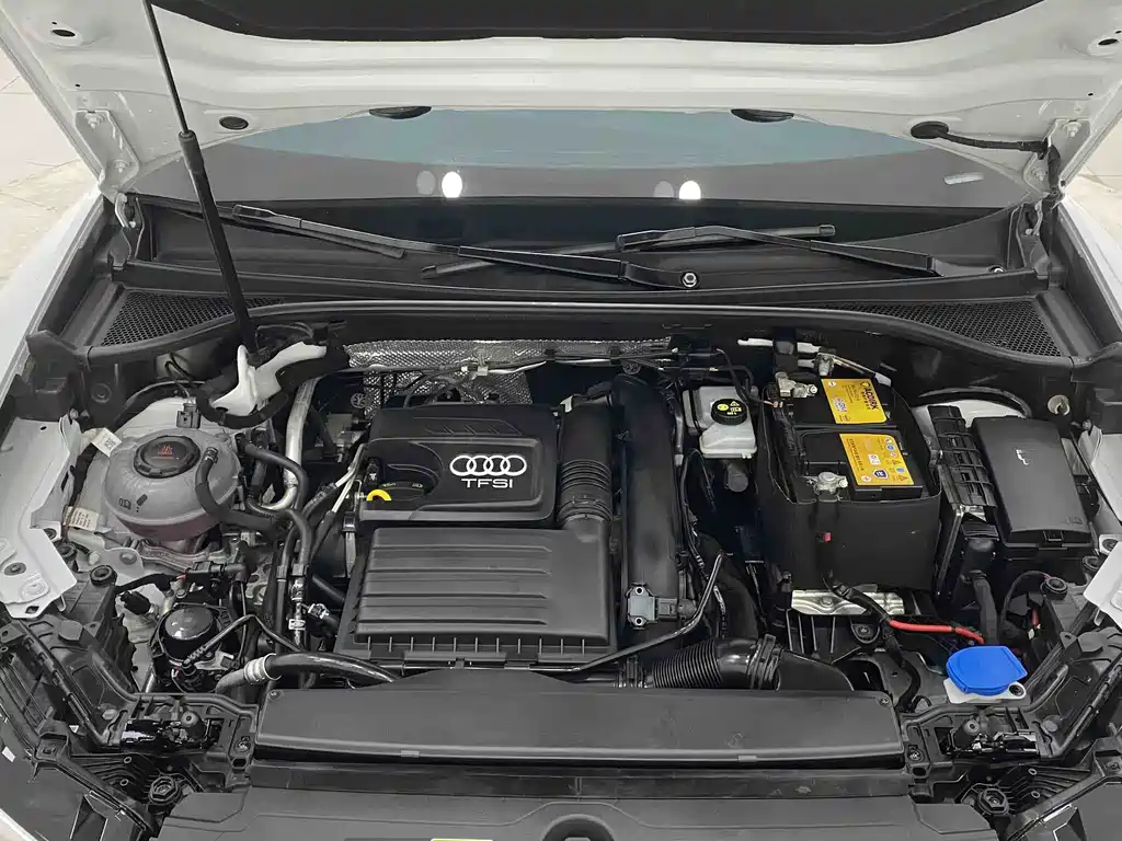 Audi Q3 2022 — фото 17
