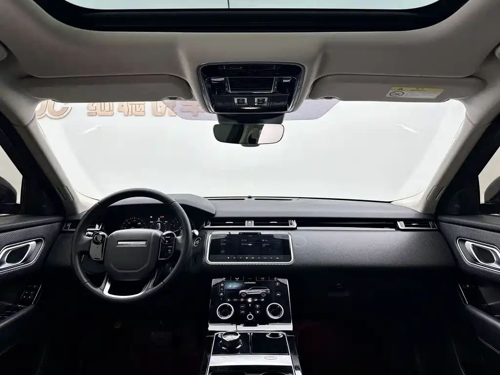 Land Rover Velar 2018 — фото 6