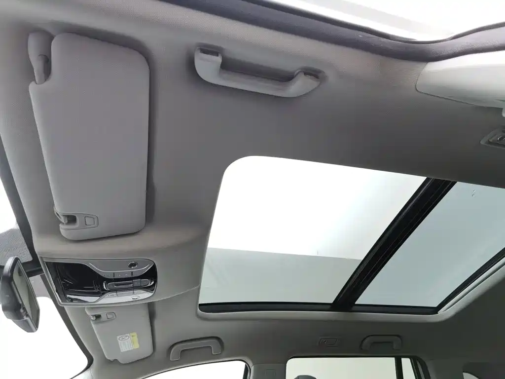 GAC Trumpchi GS7 2019 — фото 14