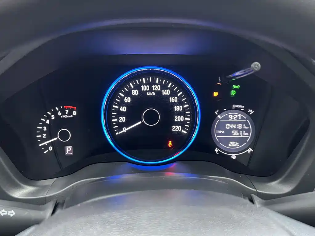 Honda Vezel 2022 — фото 13