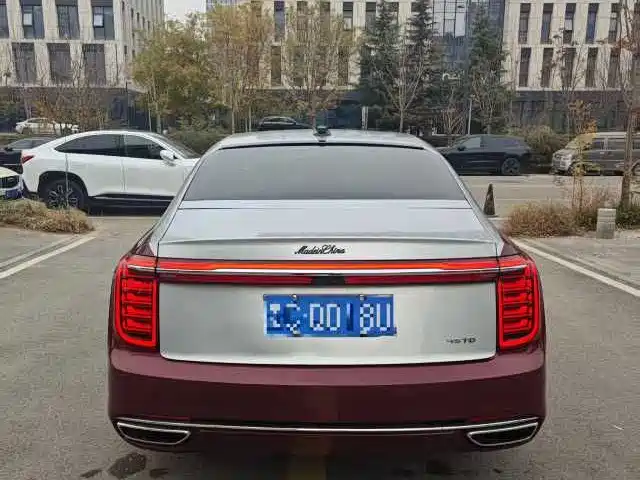 Hongqi H9 2021 — фото 15