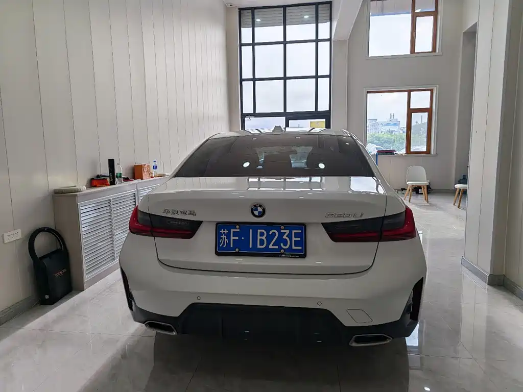 BMW 3 Series 2023