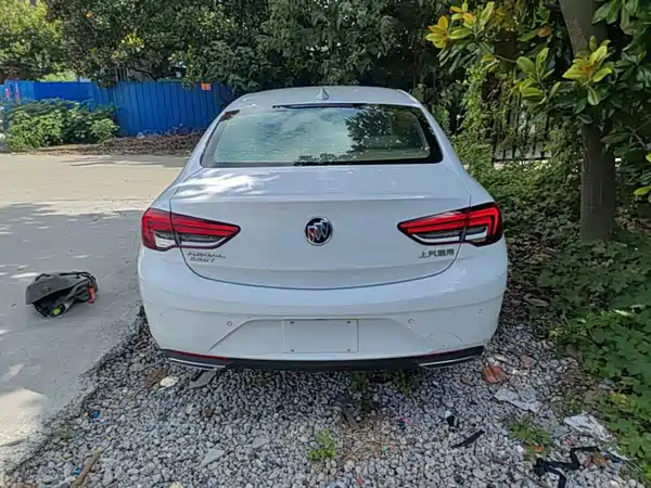 Buick Regal 2021