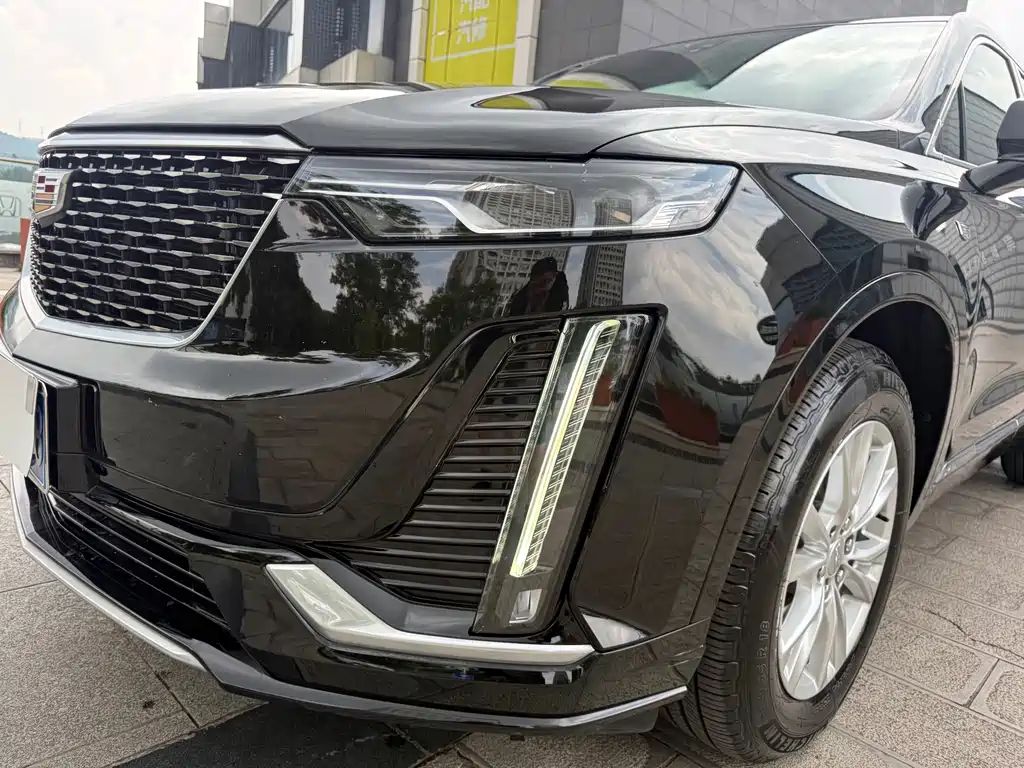 Cadillac XT6 2020 — фото 13