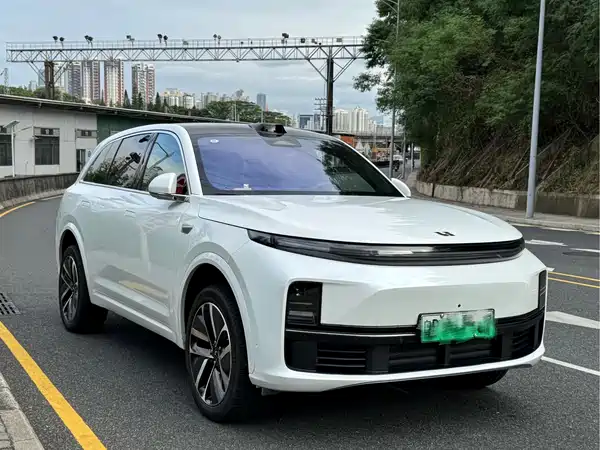 Li Auto L7 2025