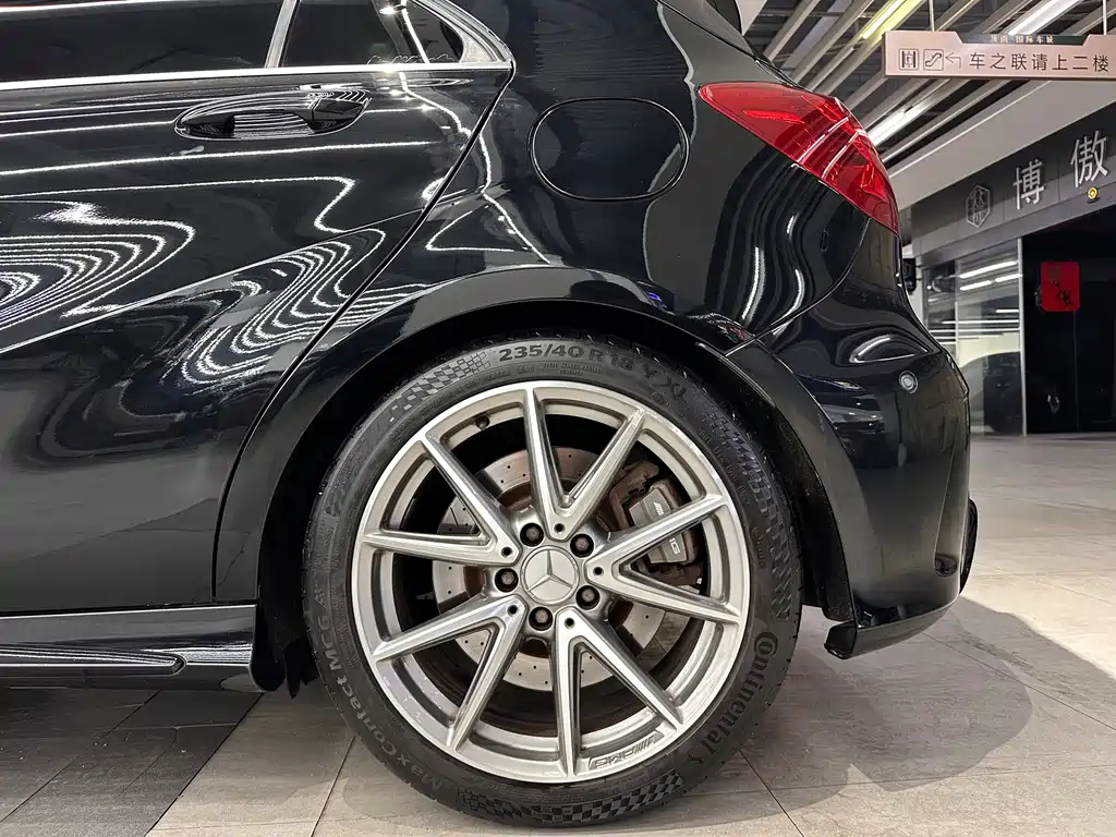 Mercedes-Benz A-Class AMG 2018 — фото 17