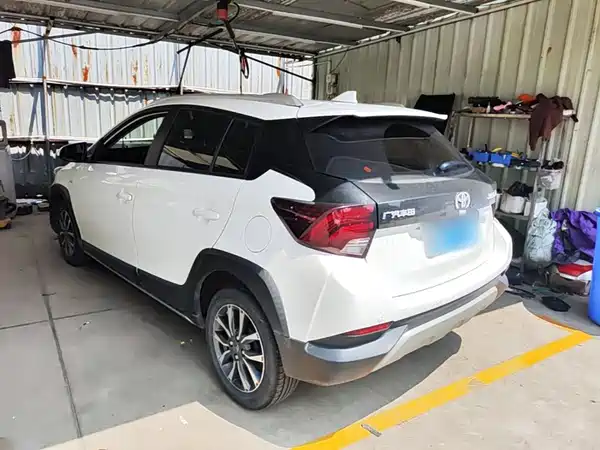 Toyota Yaris L 2020