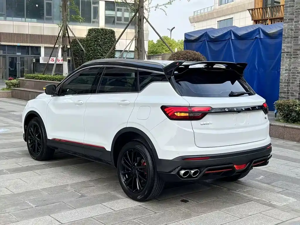 Geely Binyue 2021
