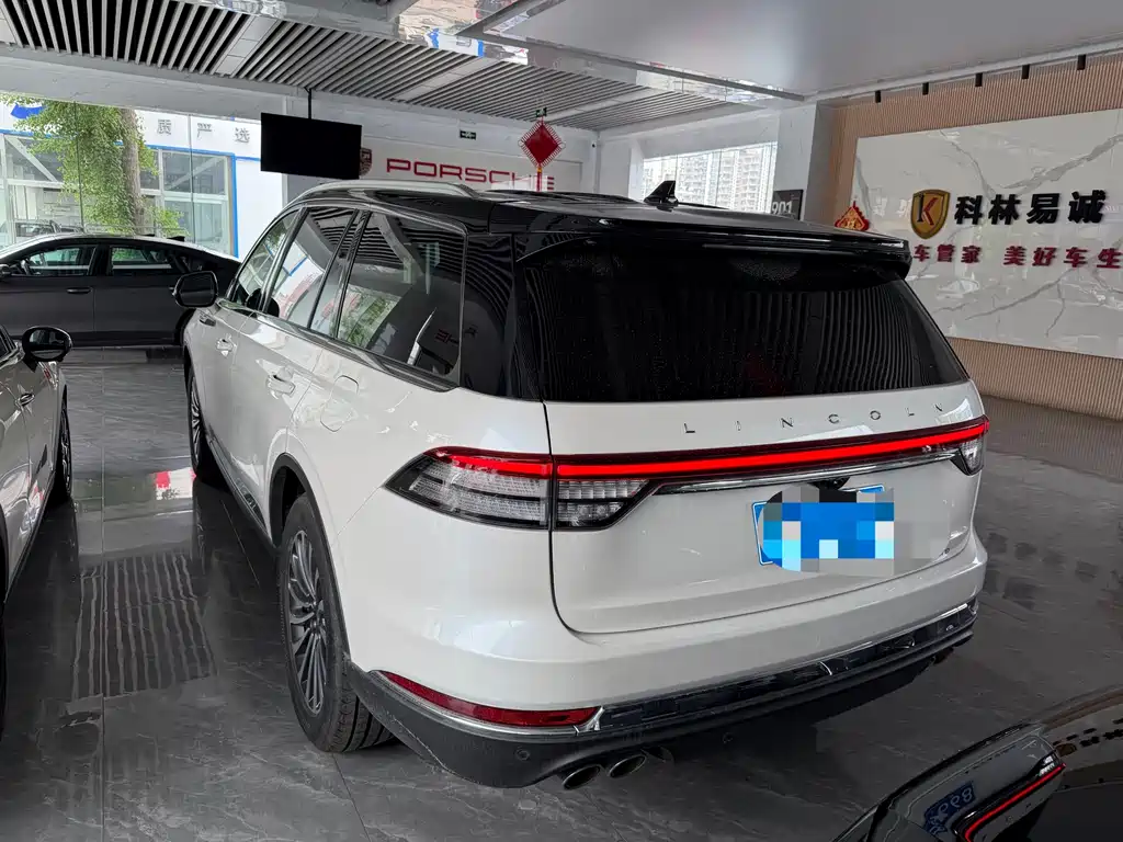 Lincoln Aviator 2021 — фото 10