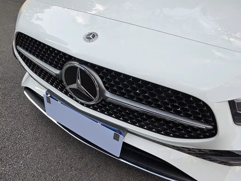 Mercedes-Benz A-Class 2024 — фото 10