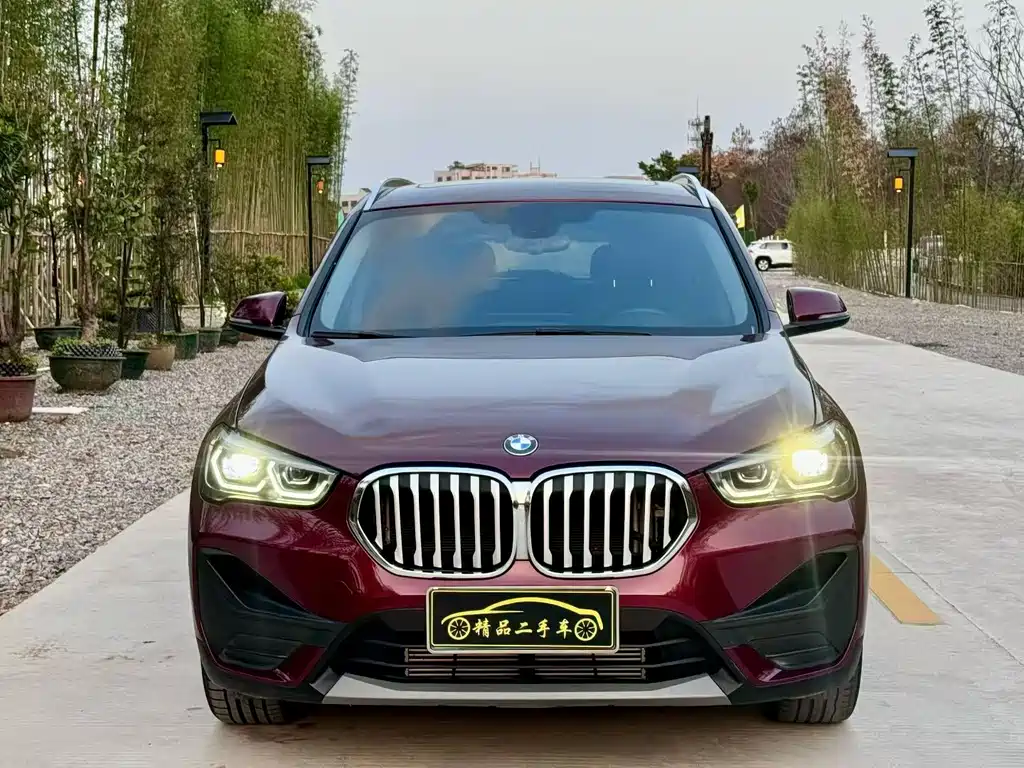 BMW X1 2021 — фото 2