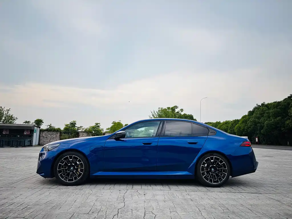 BMW M5 New Energy 2026