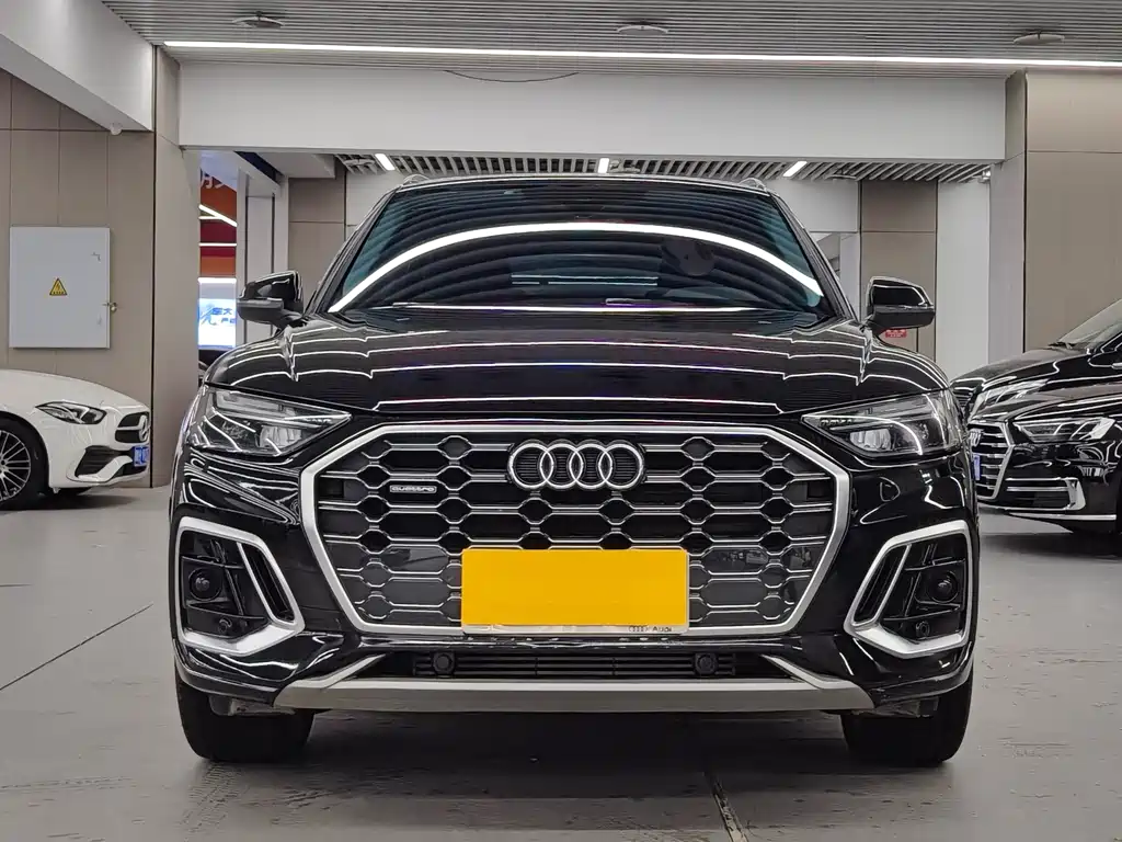 Audi Q5L 2022