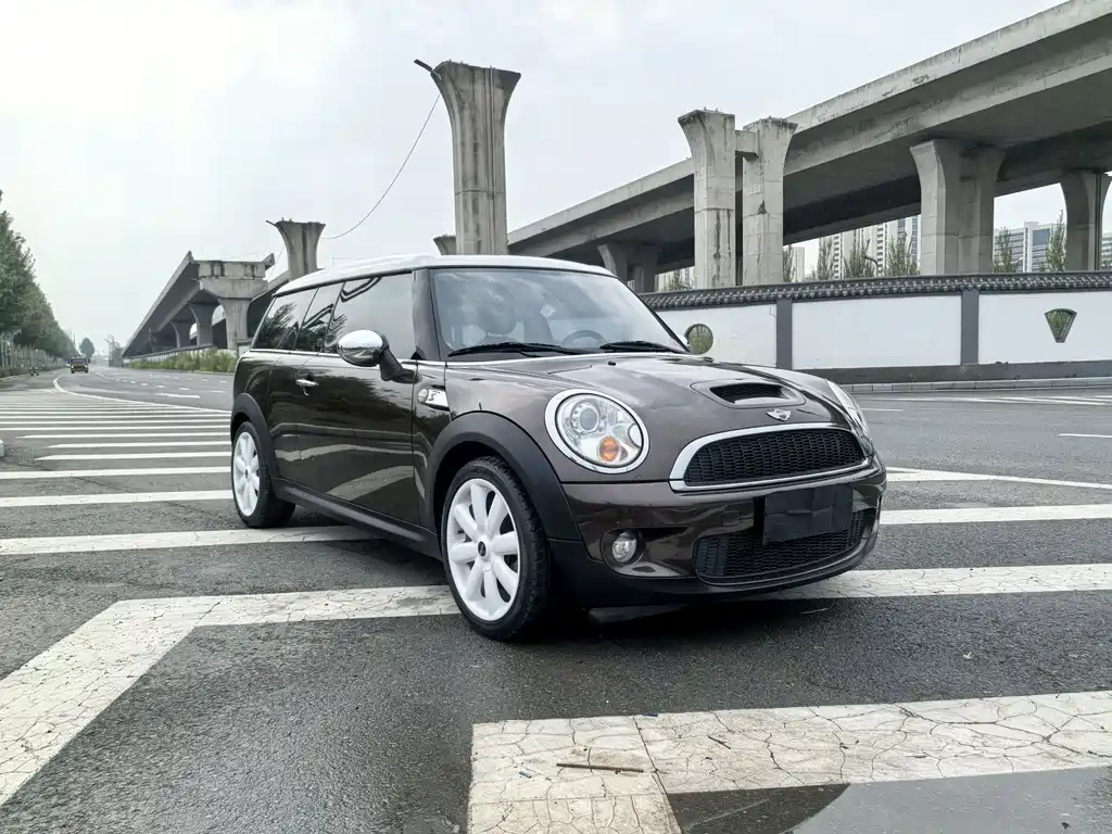 MINI Clubman 2009
