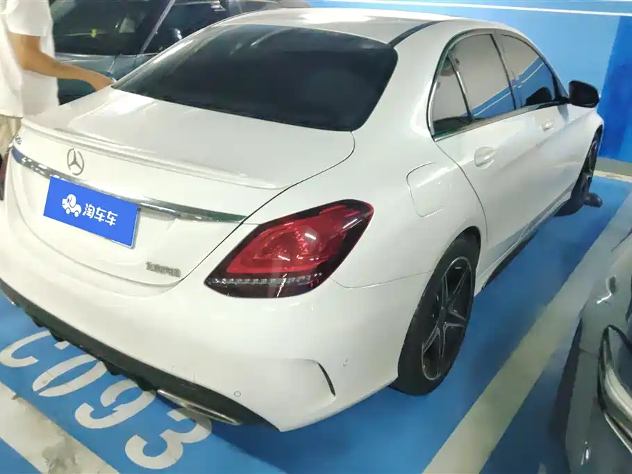 Mercedes-Benz C-Class 2020