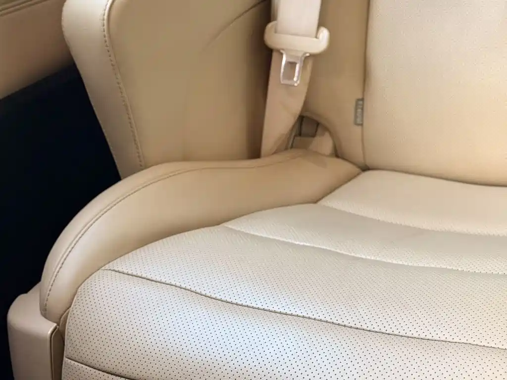 Toyota Alphard 2019 — фото 18