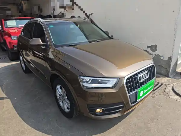Audi Q3 2015