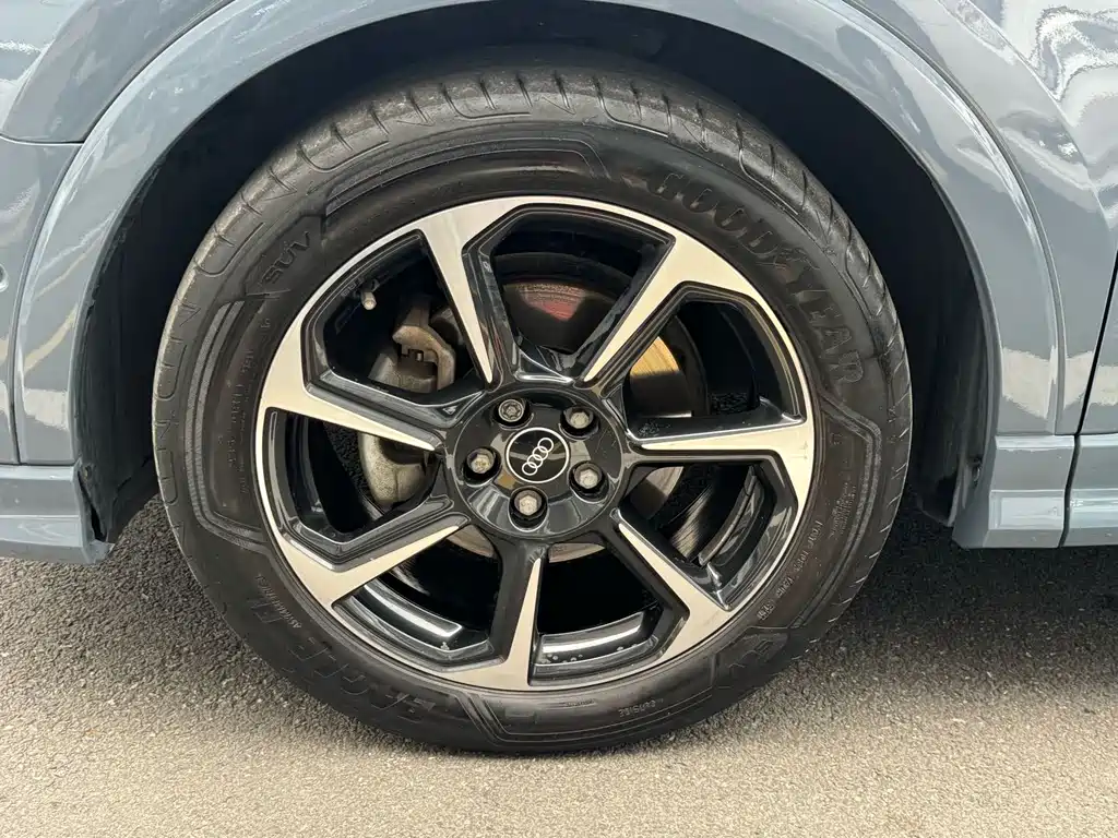 Audi Q3 2021