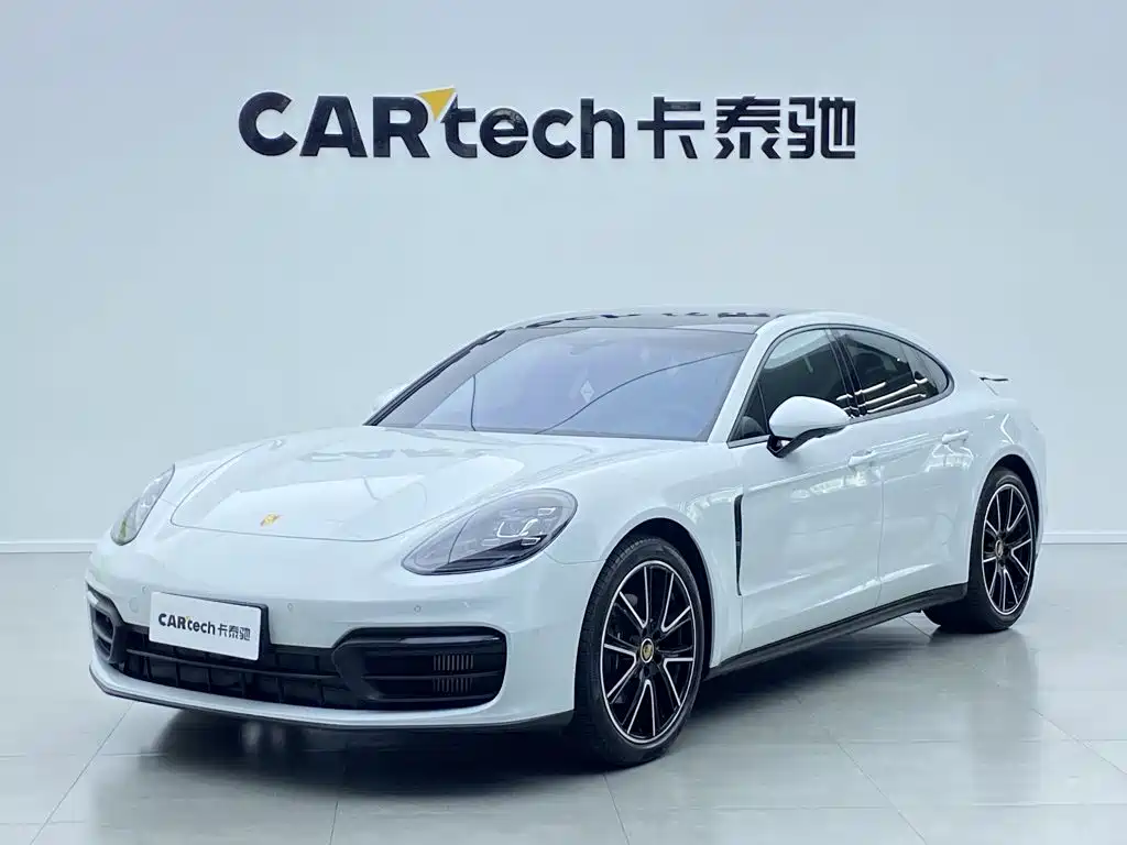 Porsche Panamera 2021 — фото 1