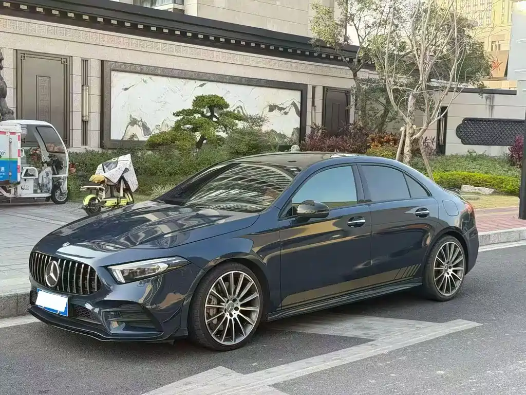 Mercedes-Benz A-Class AMG 2020 — фото 1