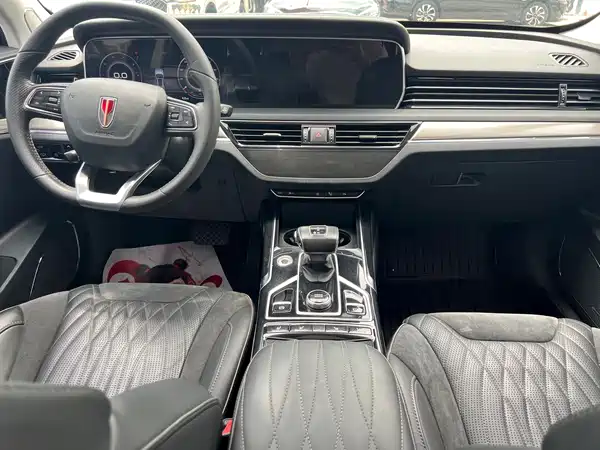 Hongqi HS5 2019