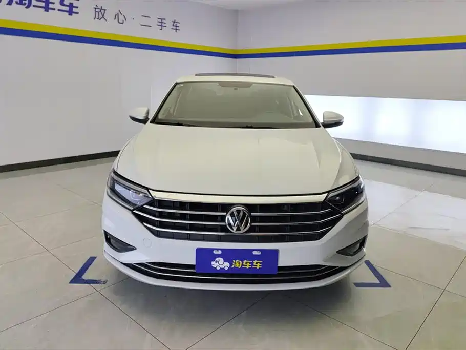 Volkswagen Sagitar 2020