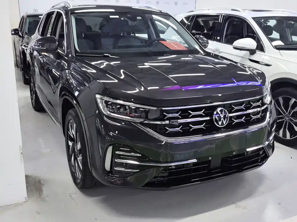 Volkswagen X 2023