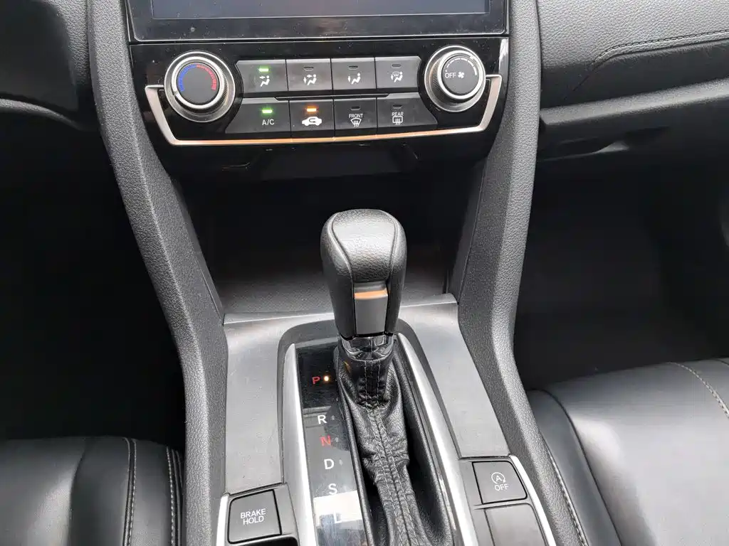 Honda Civic 2018 — фото 13